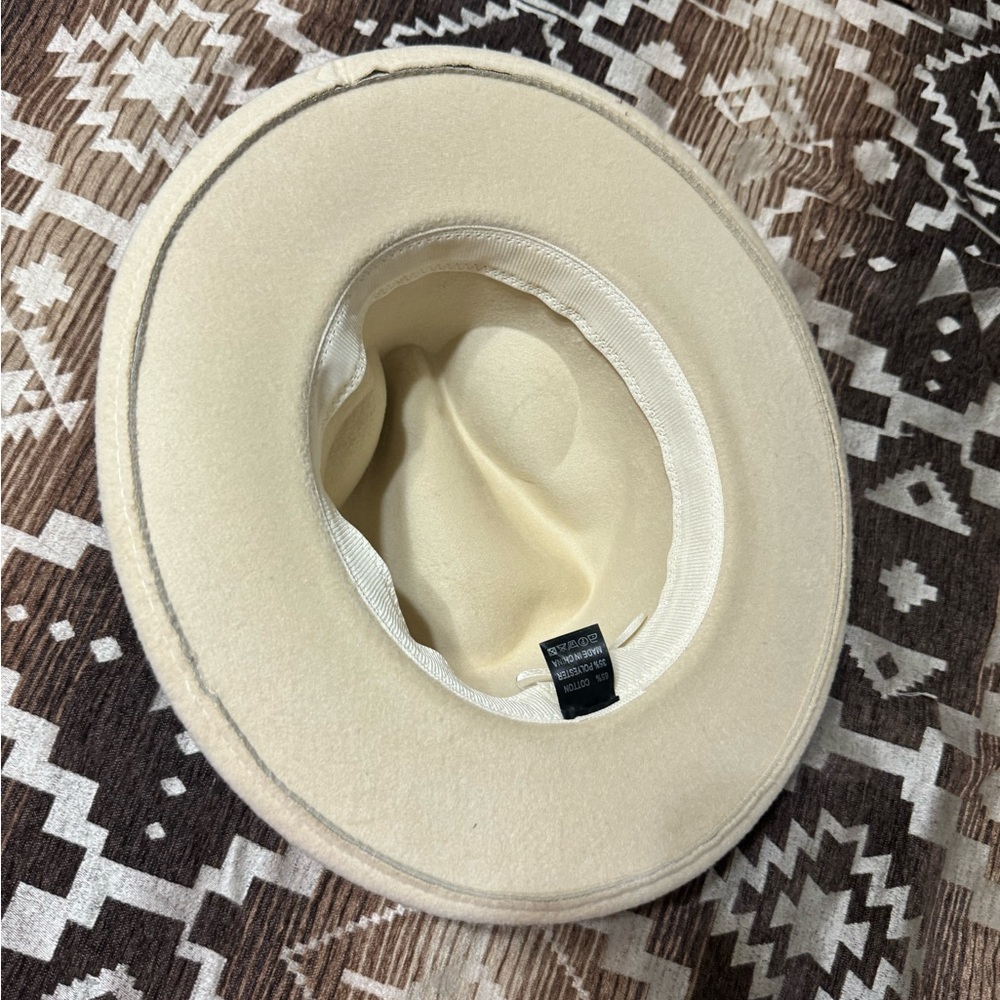 Beige Hat - Picture 4 of 4